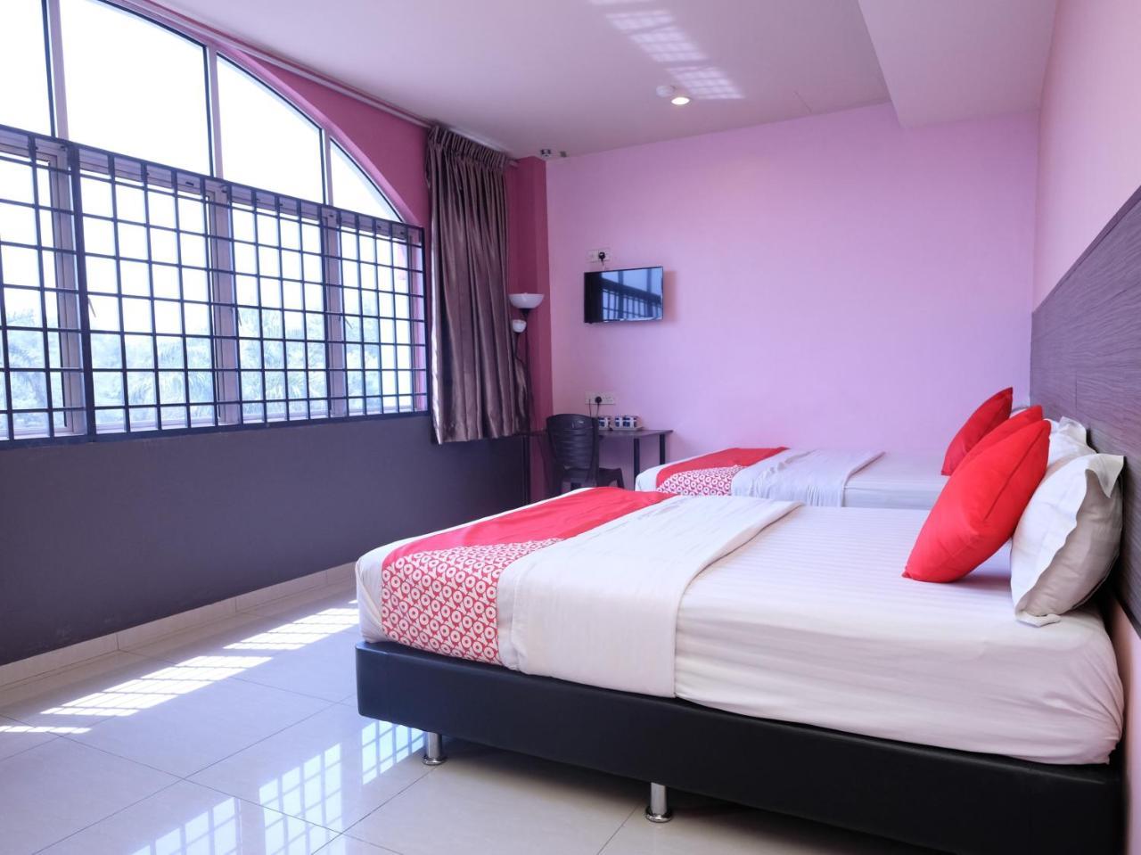 Hotel De' Tees, Masai Utama Pasir Gudang Exterior photo