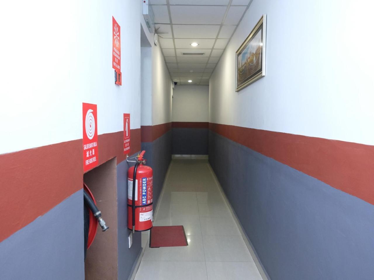 Hotel De' Tees, Masai Utama Pasir Gudang Exterior photo