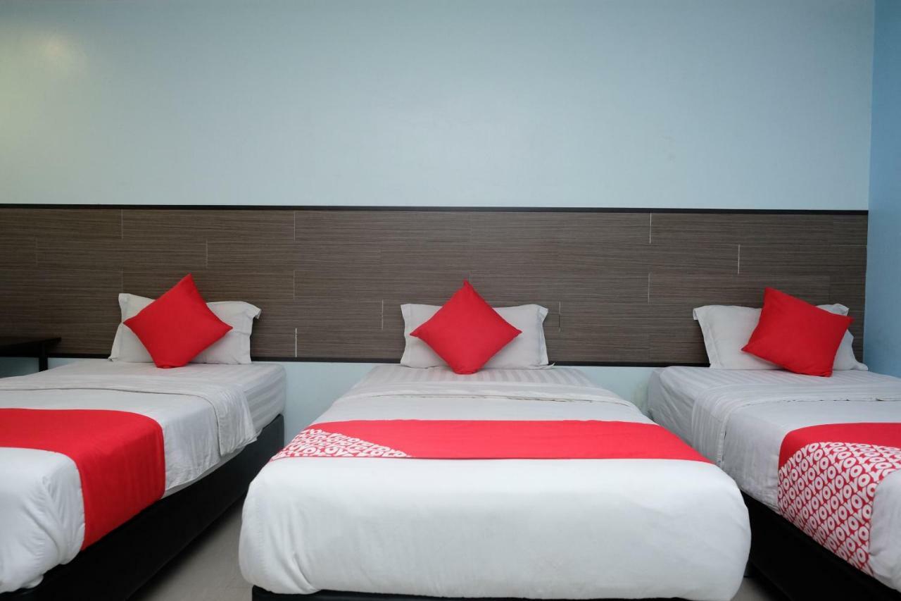 Hotel De' Tees, Masai Utama Pasir Gudang Exterior photo