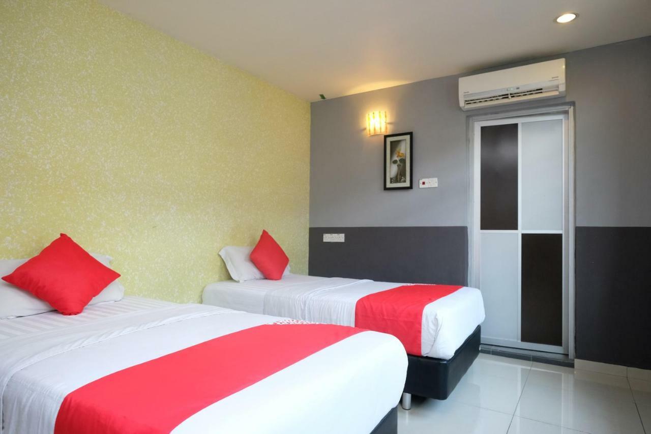 Hotel De' Tees, Masai Utama Pasir Gudang Exterior photo